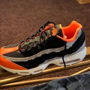 Air Max 95 Safari New size 10.5 orange /black
